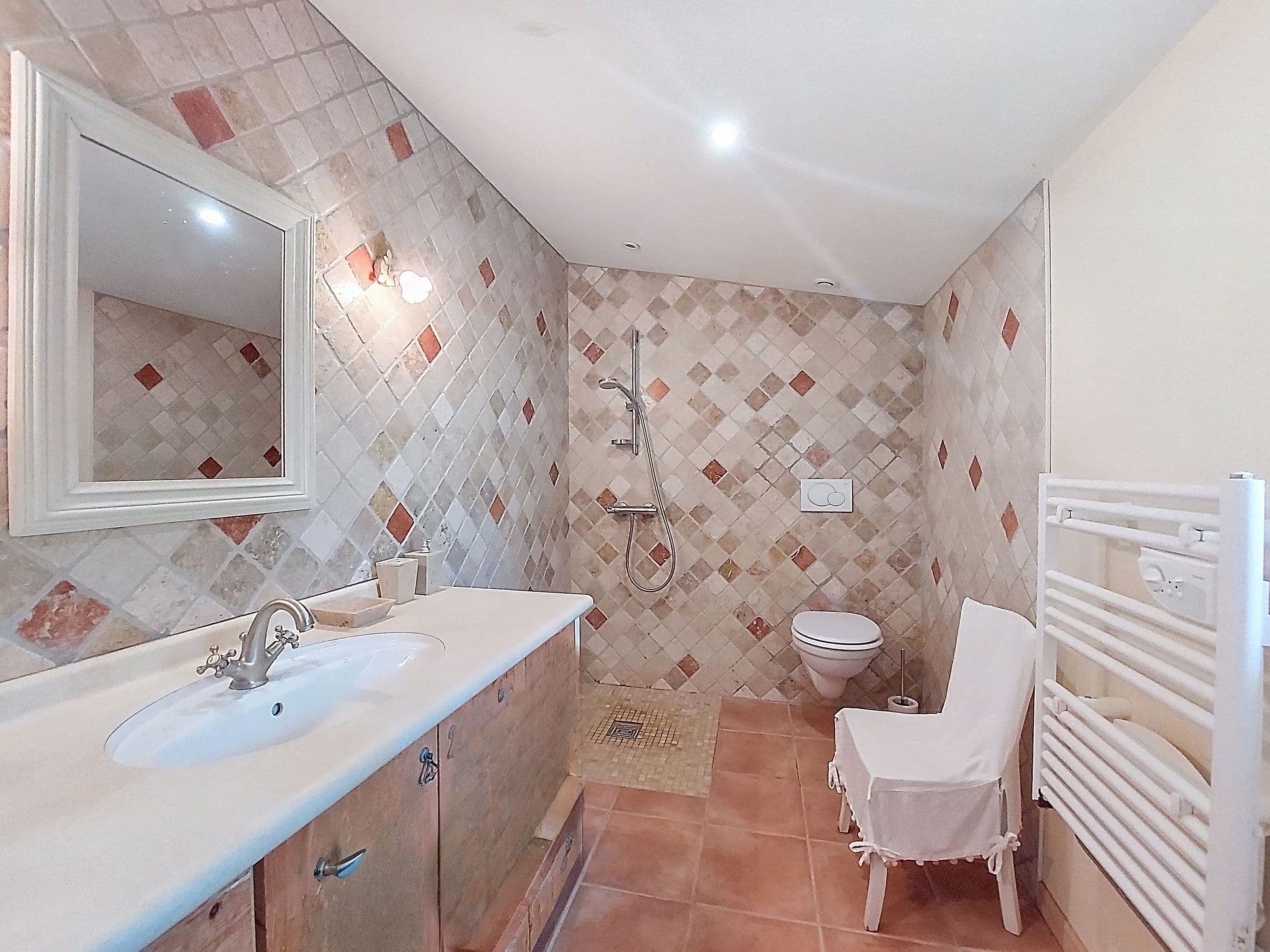 Bathroom / Wellness