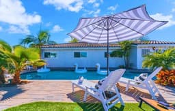 Hilltop | Pool, Fire Pit, King Bed & Views!