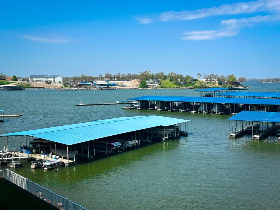 Lakefront Lands End Luxury 3Bed/2Bath/Pools