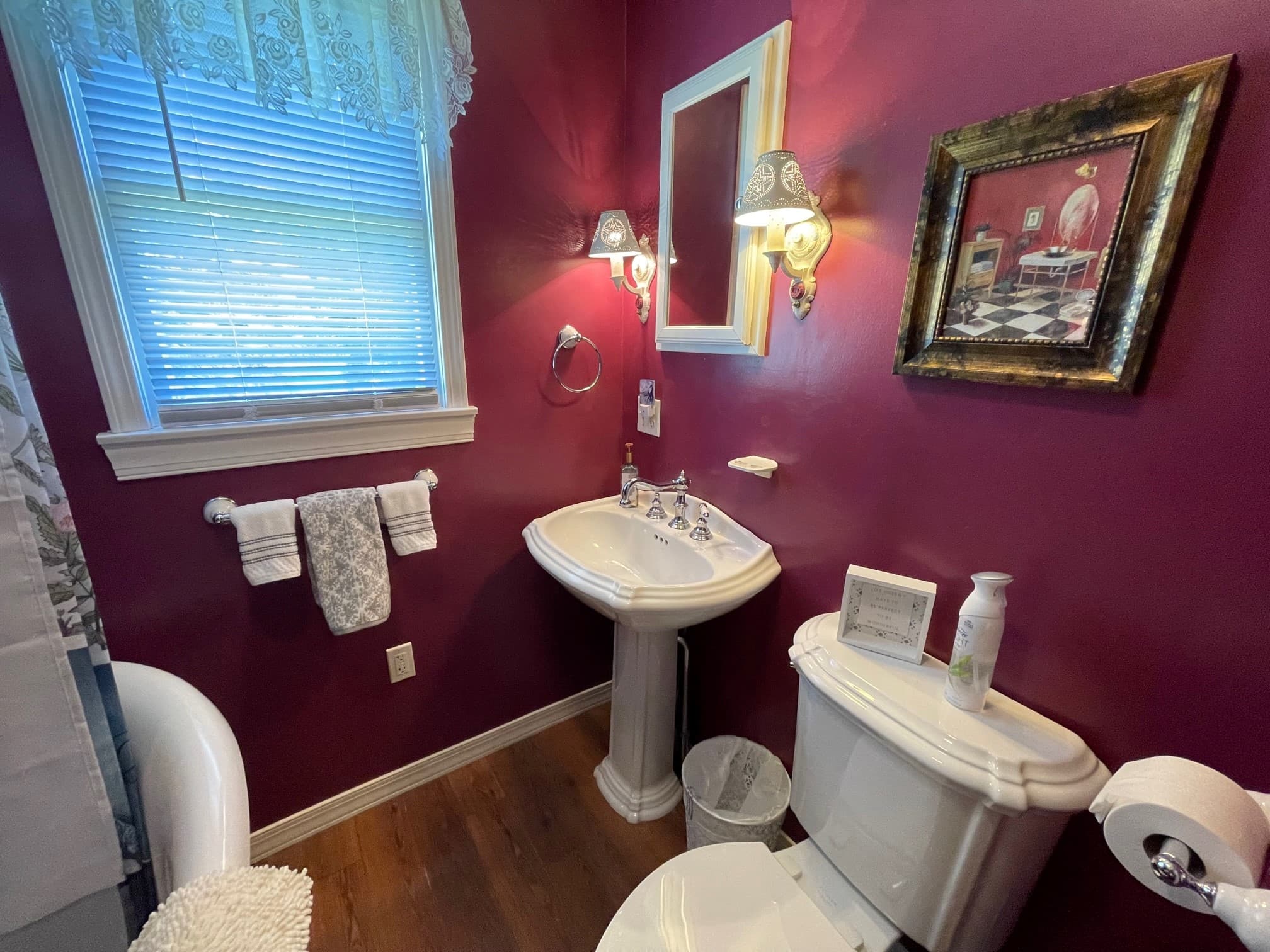 Main Street - Red Bathroom - Main