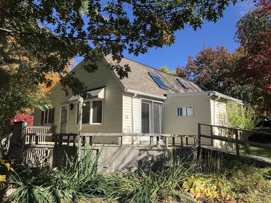 Sunflower-Keuka/Seneca-Lake View-Hot Tub-Wine Trail-Pets