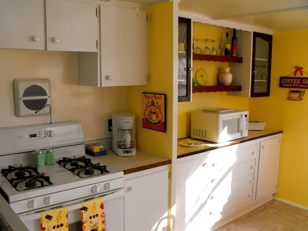 WF - Kitchen - counter_5_11zon