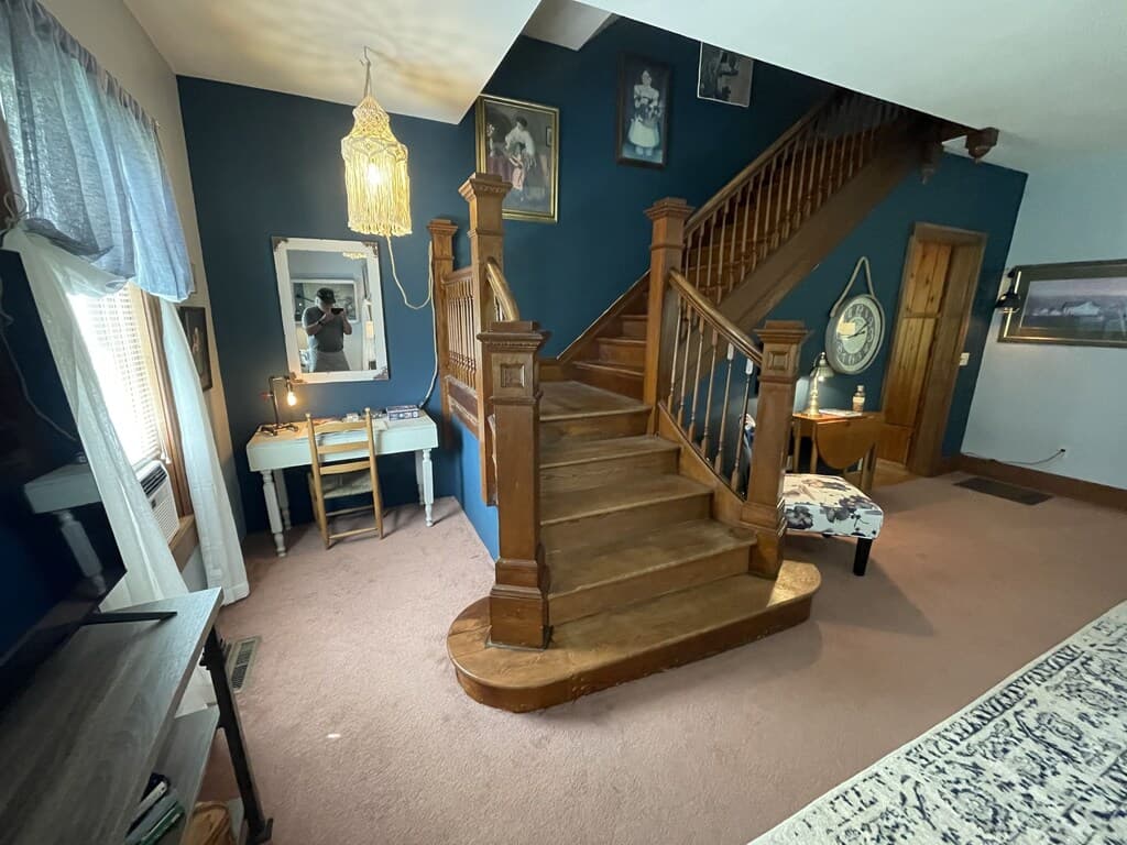 Farm - stairway and side desk