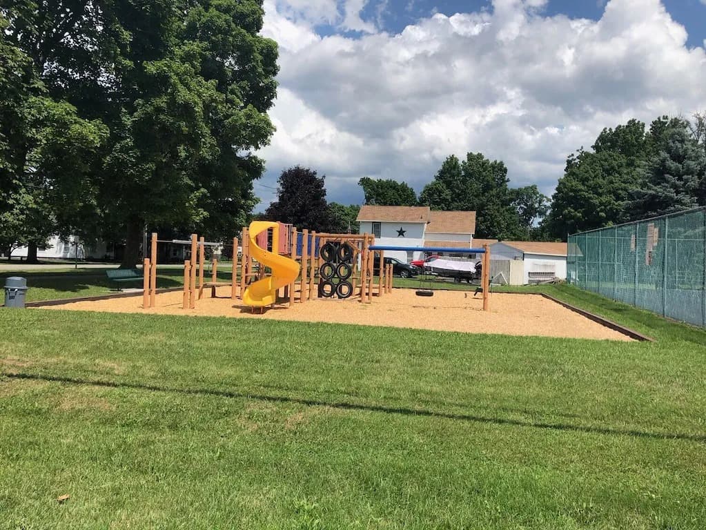 Shared playground and tennis courts in Dresden (2 miles from cottage)
