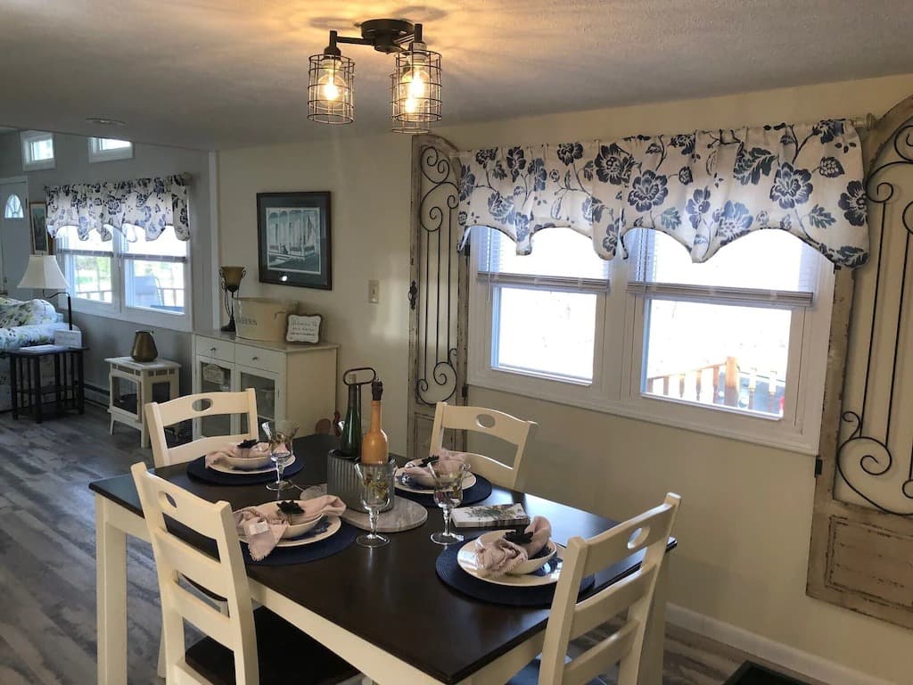 MD Kitchen Table_21_11zon