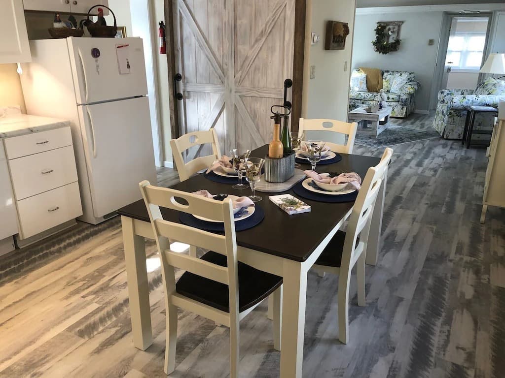 MD Kitchen to family room_22_11zon