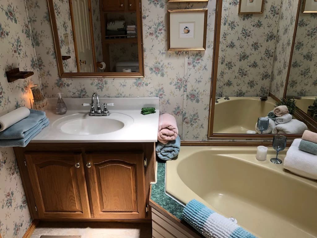 Willow - Bathroom_4_11zon