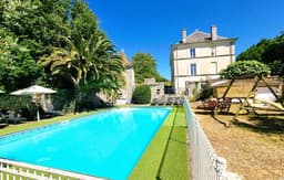 8 bedroom chateau with private pool
