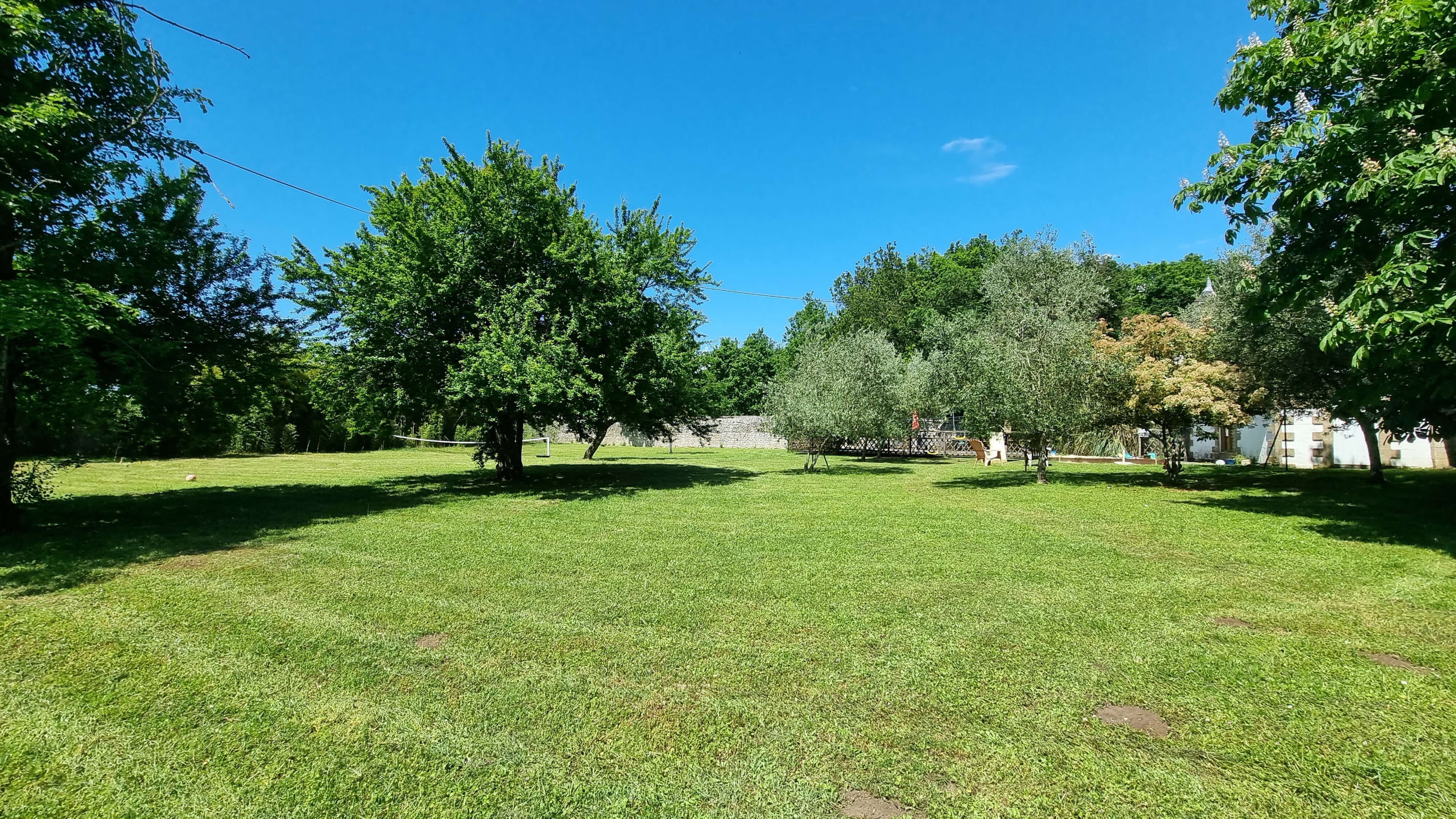 Seasonal rental in Charente with private pool (6)