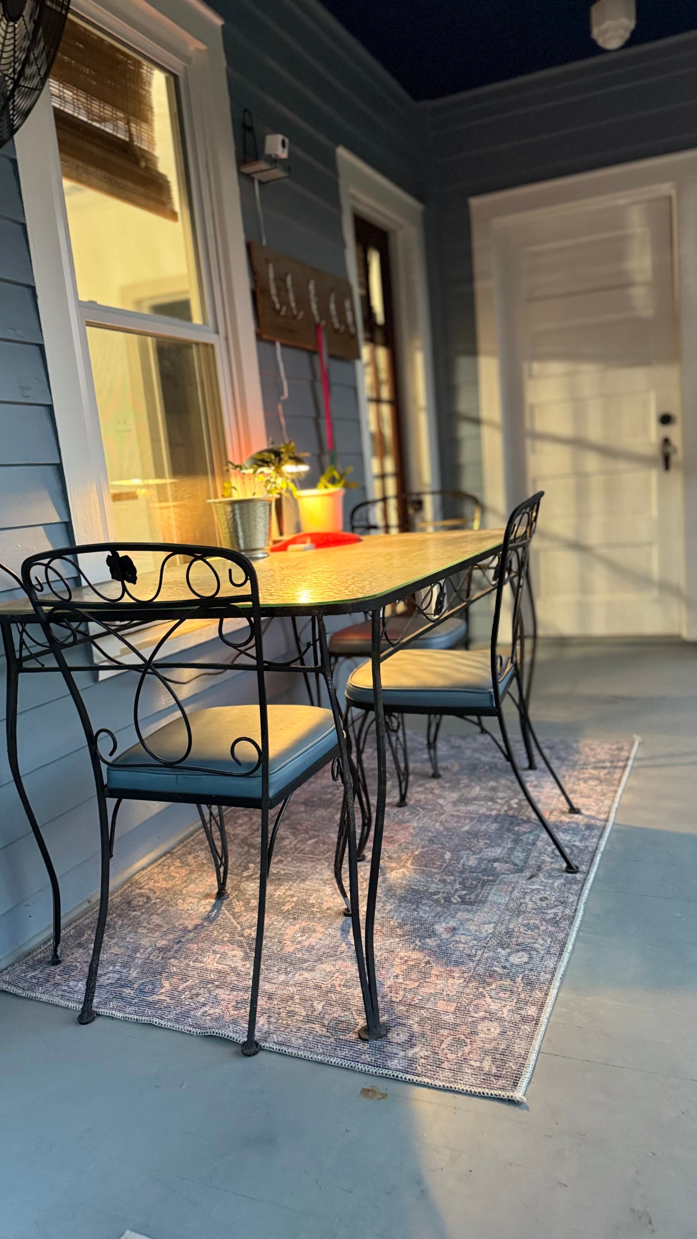 Screened in patio right off of the kitchen