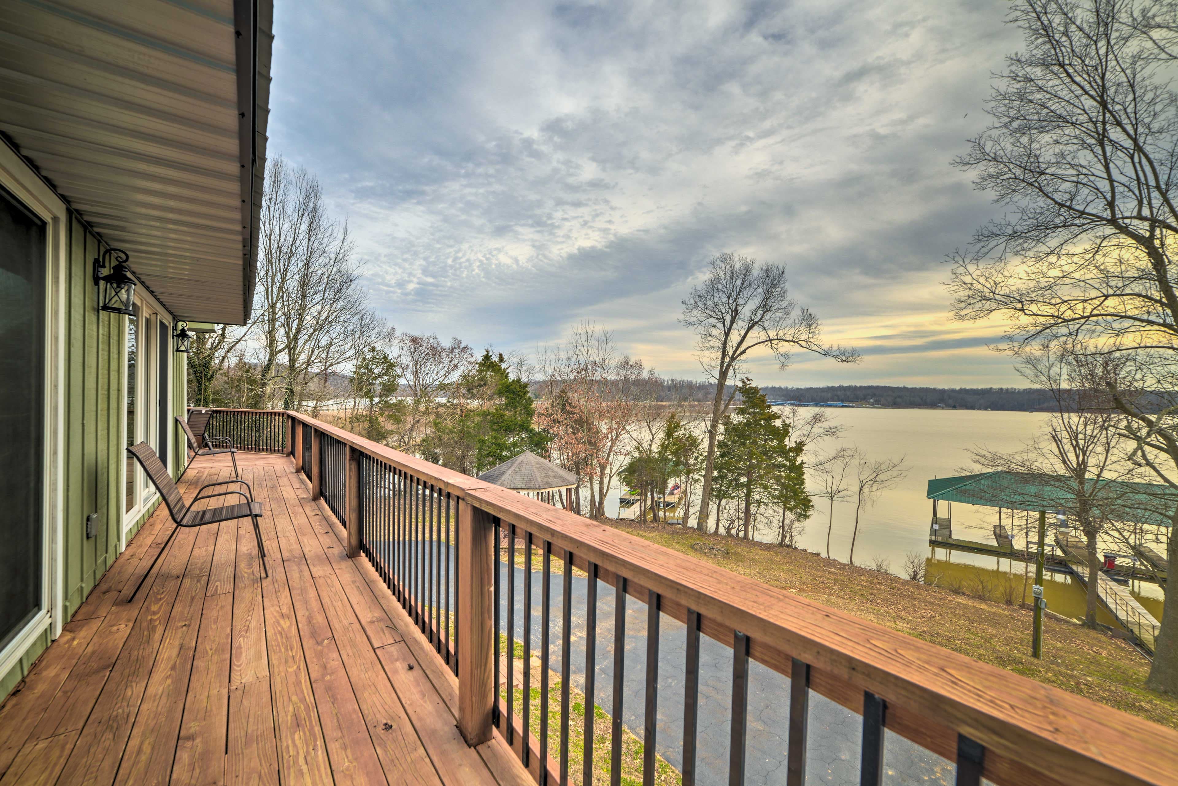 Upper Deck