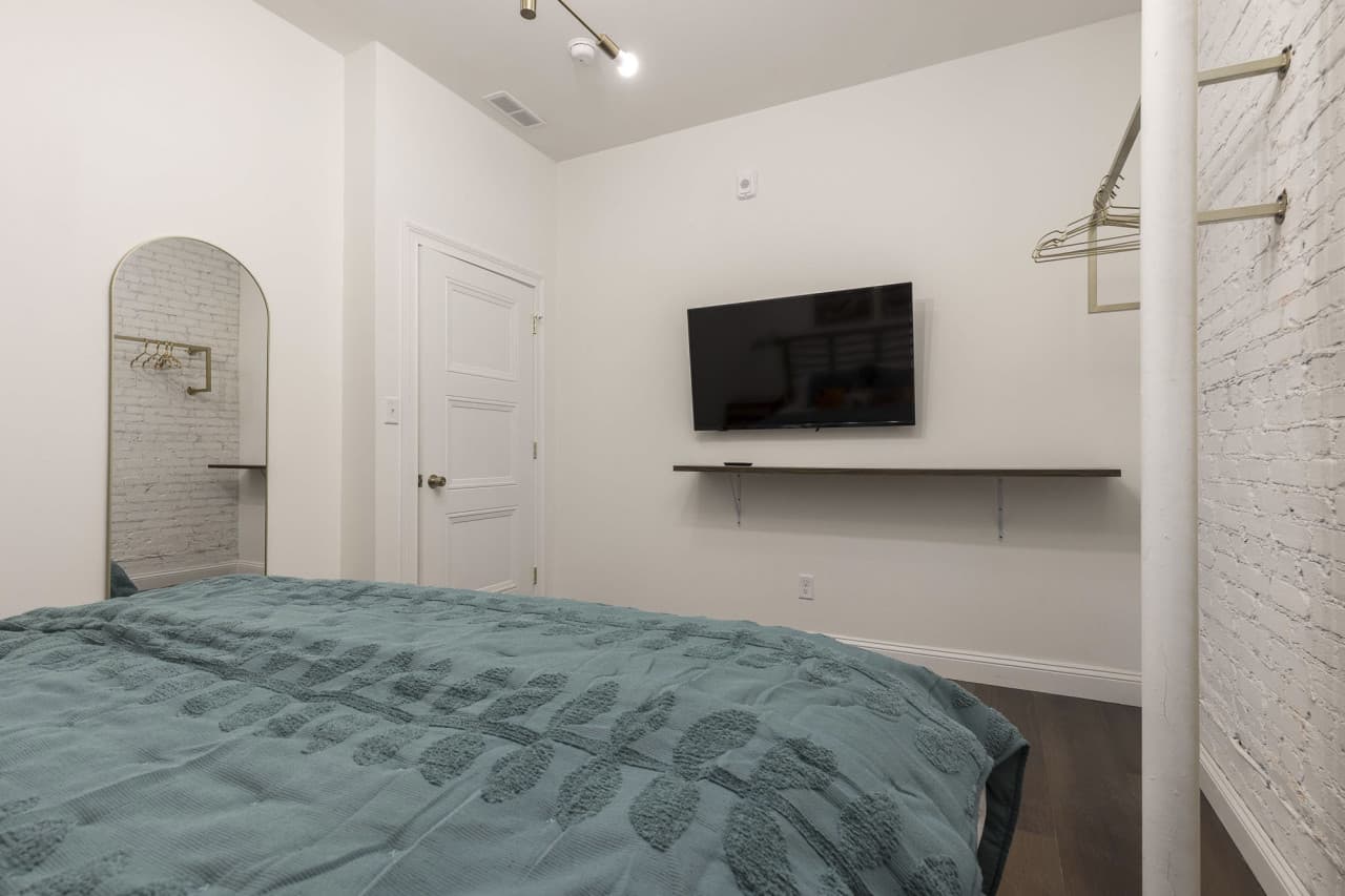 Suite-9-021.JPG