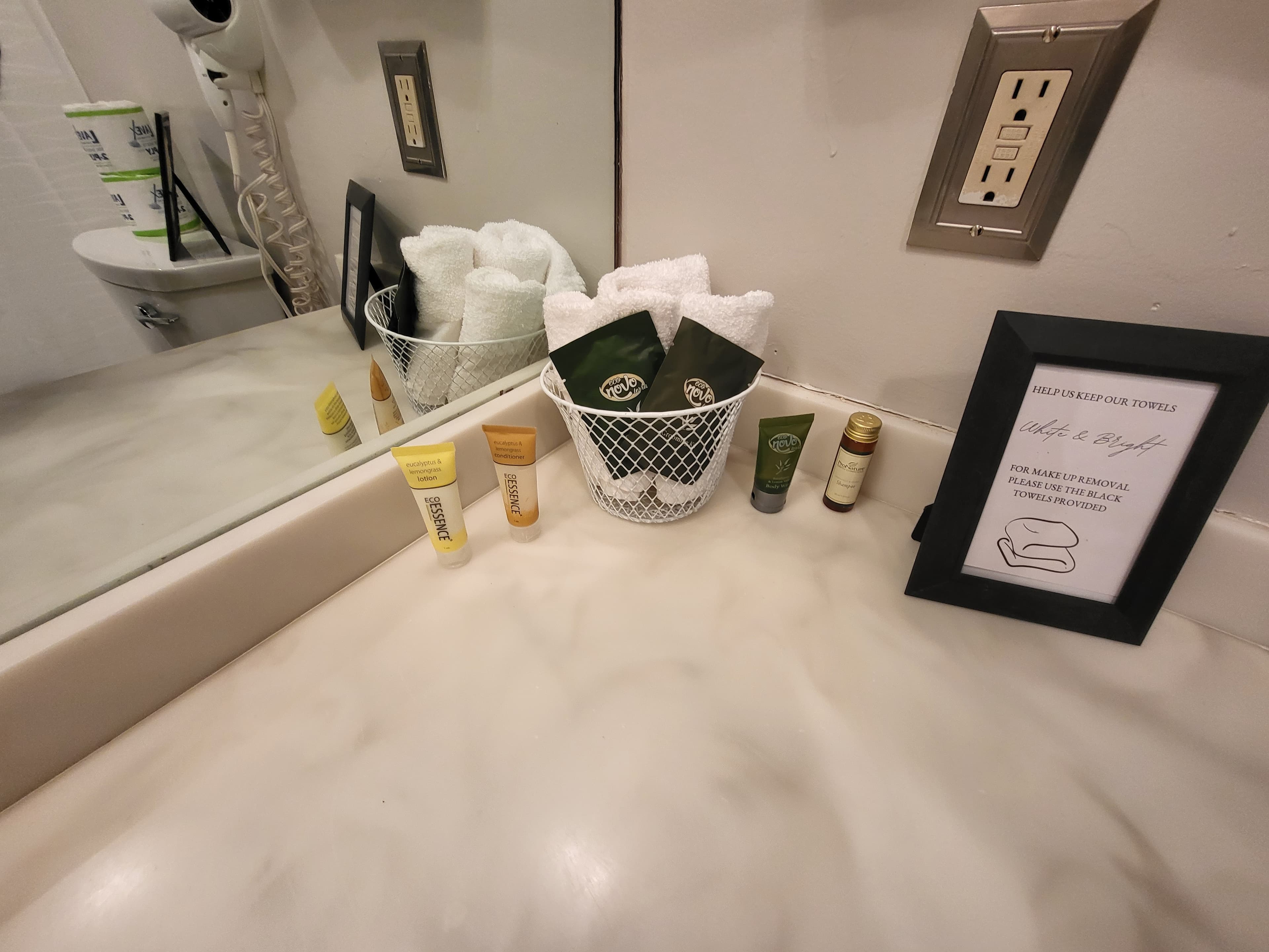 Bathroom Tioletries