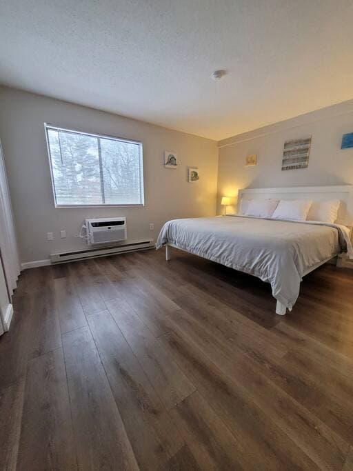 Back bedroom