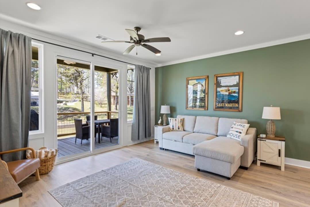 Lakefront Villa @ Bay Pines- Unit 2