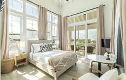 Onda Belize & Pool Club at Mahogany Bay