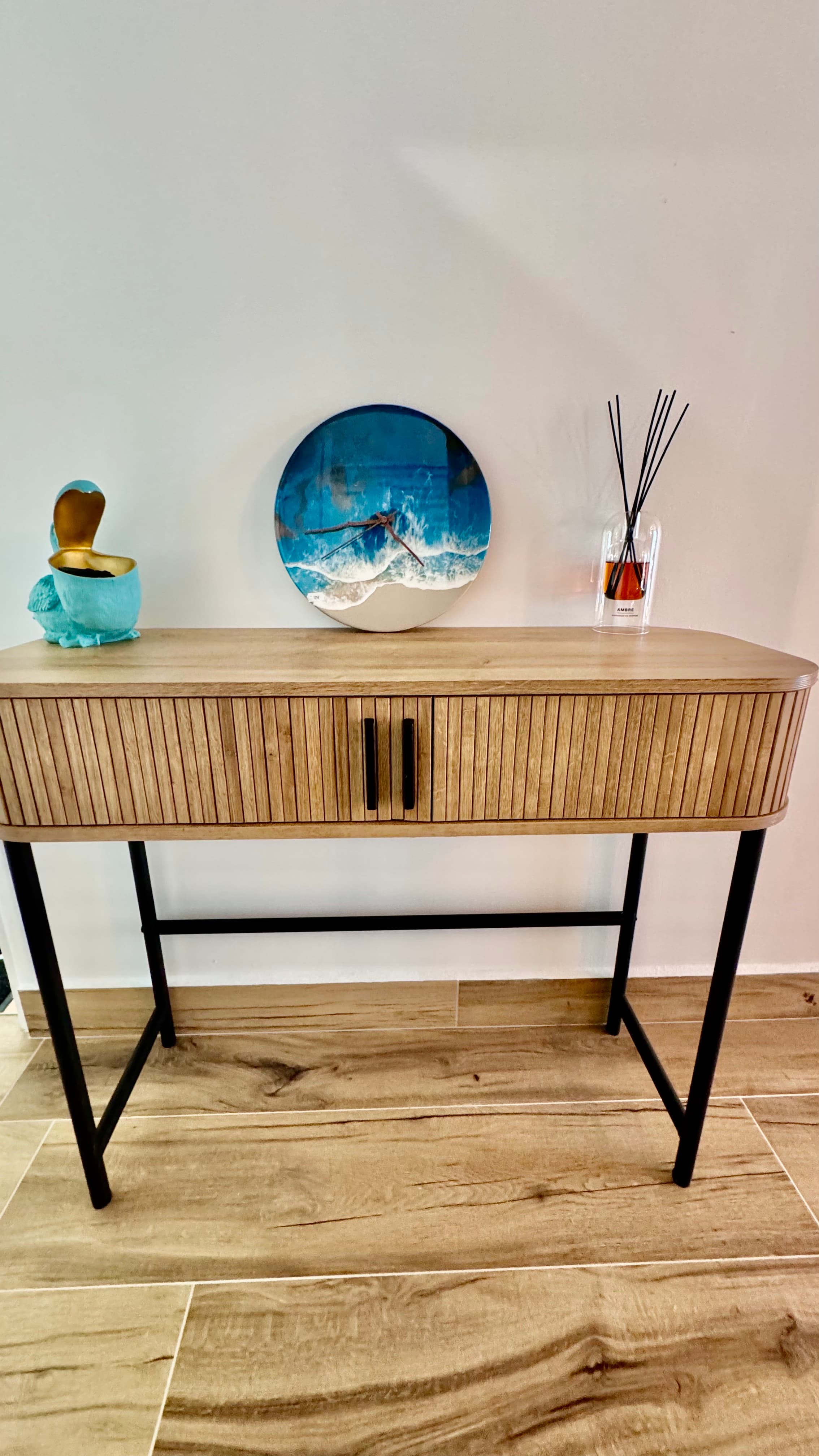Entrée console - Studio TI KAZ BONNEUW - Village Vacances Sainte Anne GUADELOUPE - Conciergerie SHI