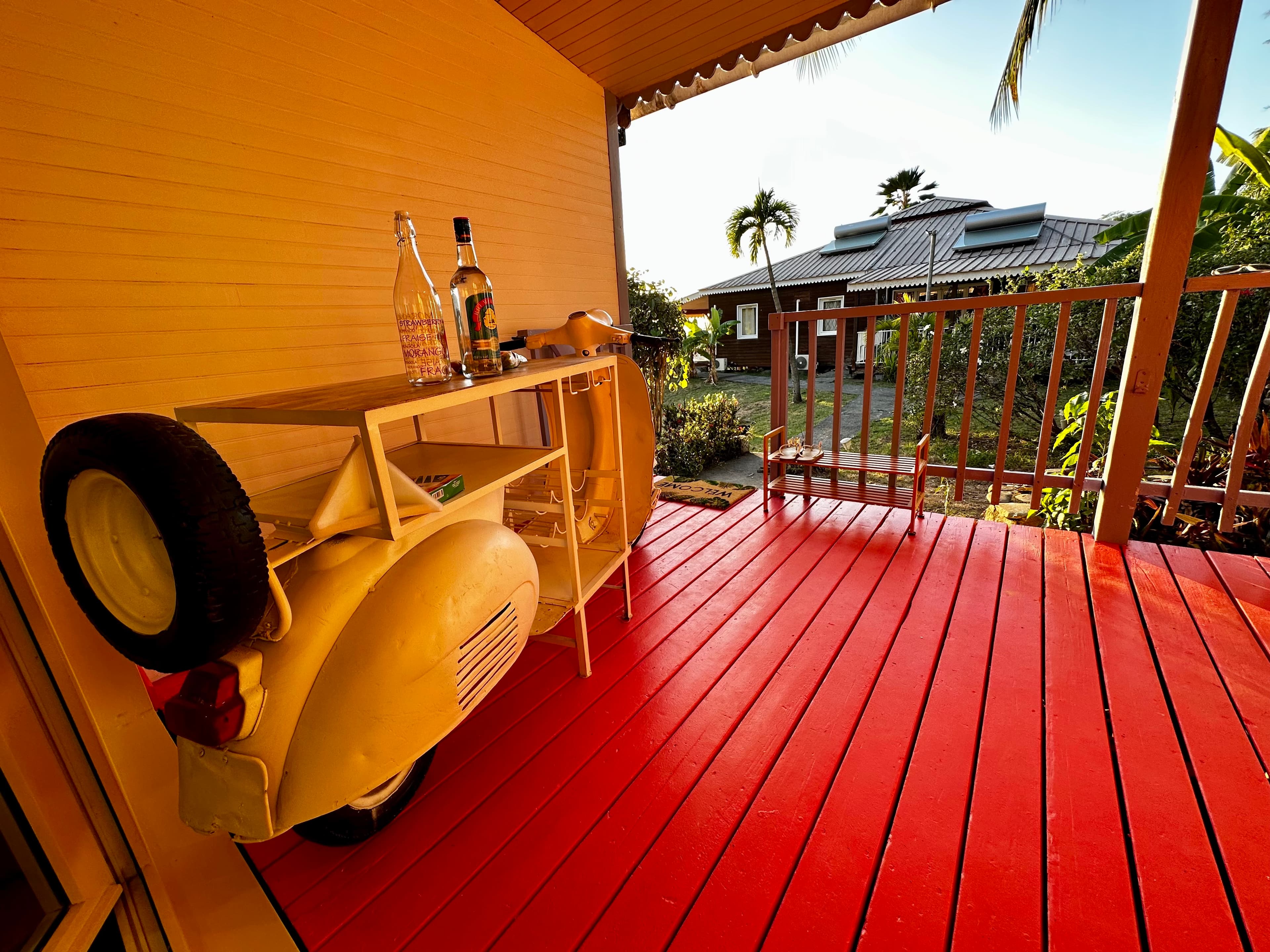 Terrasse vue scooter - Ti Kaz Coco Jungle - Petite Anse - Moutchy - Bouillante - Basse Terre - Guade