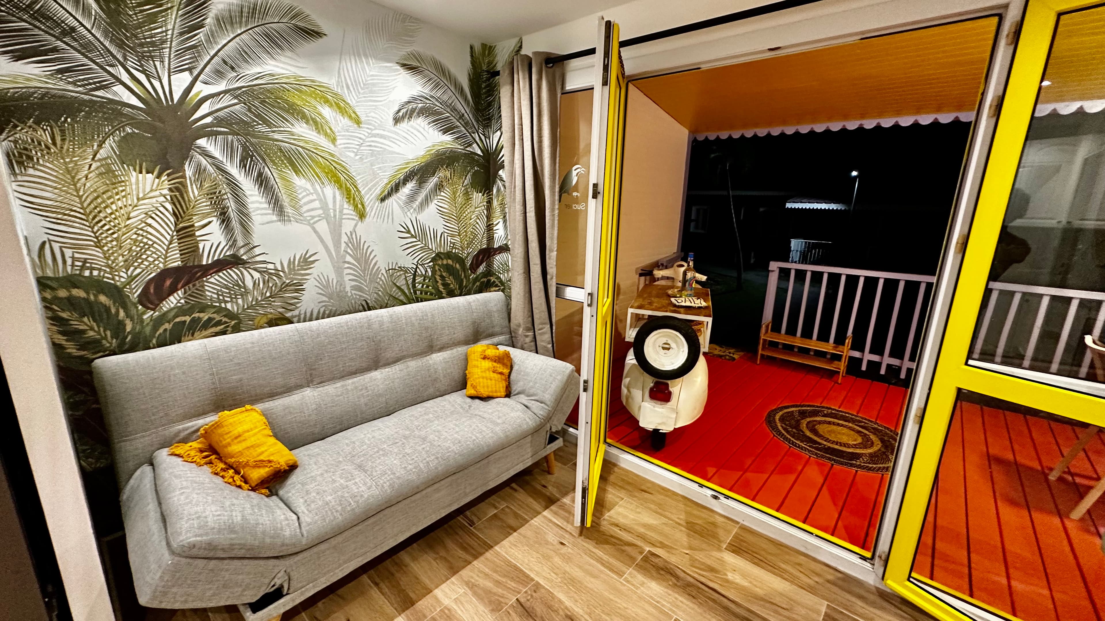 Salon & terrasse Ti Kaz Coco Jungle - Petite Anse - Moutchy - Bouillante - Basse Terre - Guadeloupe 