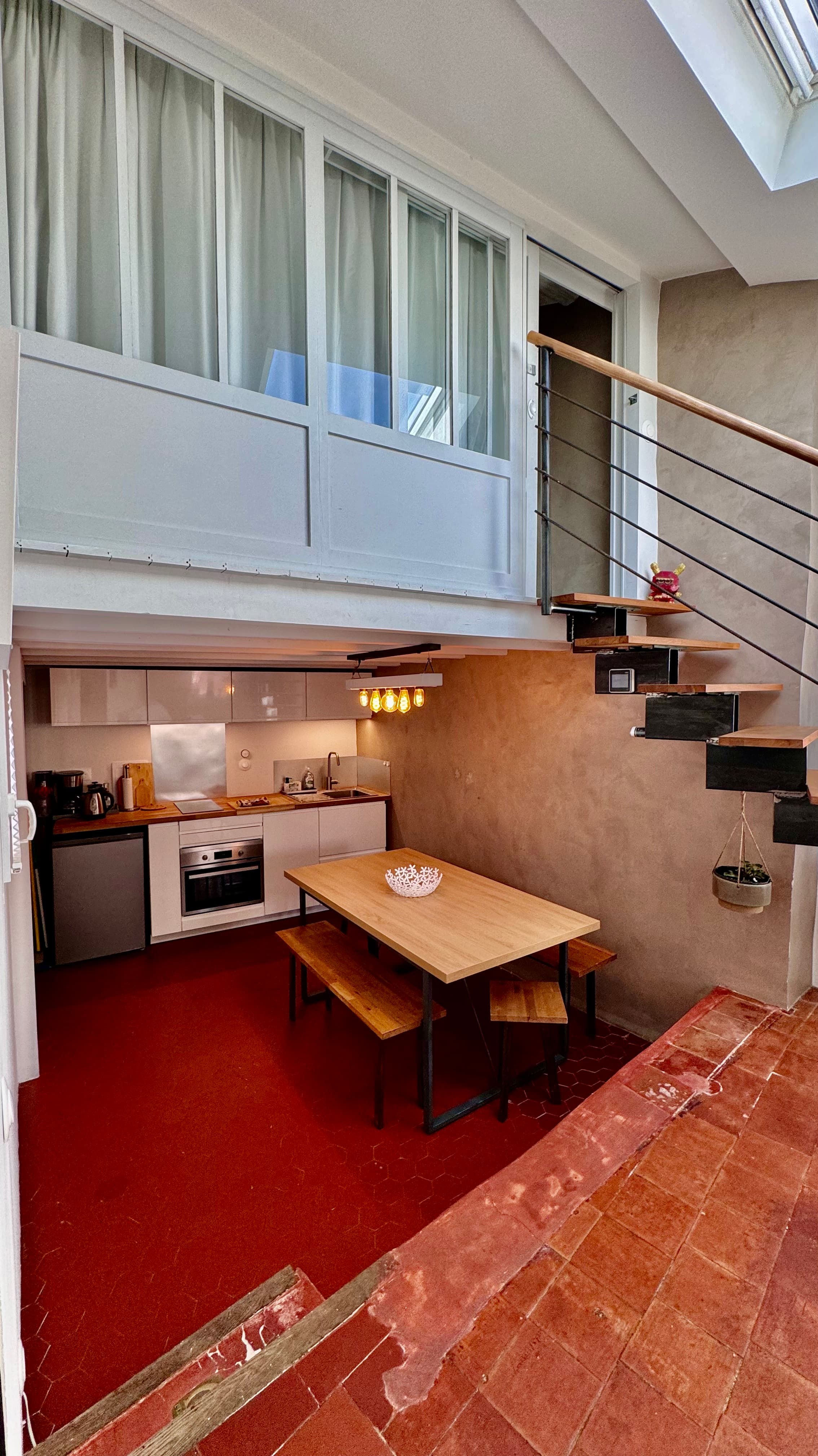 Cuisine équipée vue 2 - Duplex Artist Cocon - Aix-en-Provence - Conciergerie SHIVAKEYS