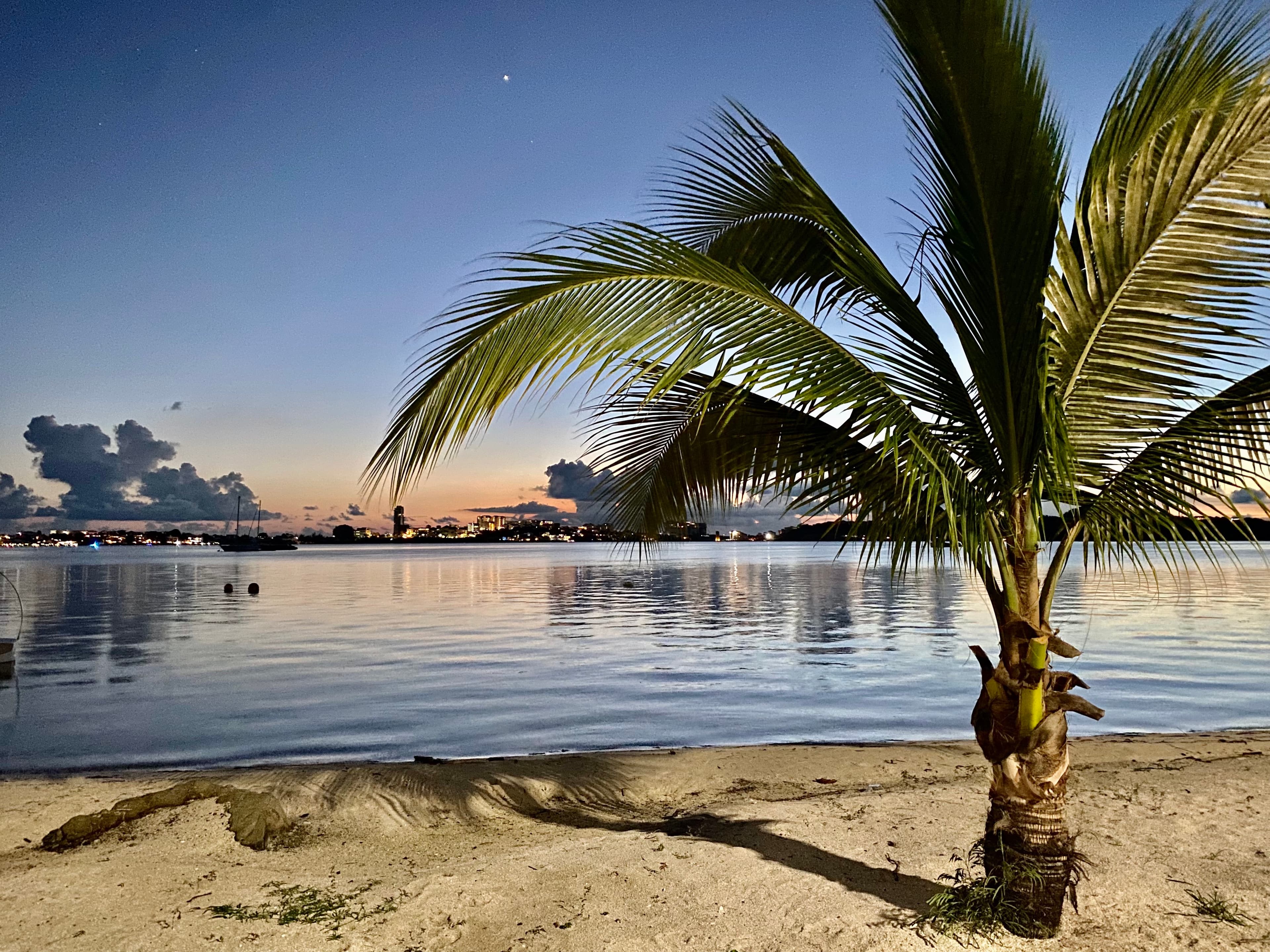 Sunset plage privée - Duplex LA JUNGLE BLEUE -Résidence Anse Margot - île de SAINT MARTIN - Antil