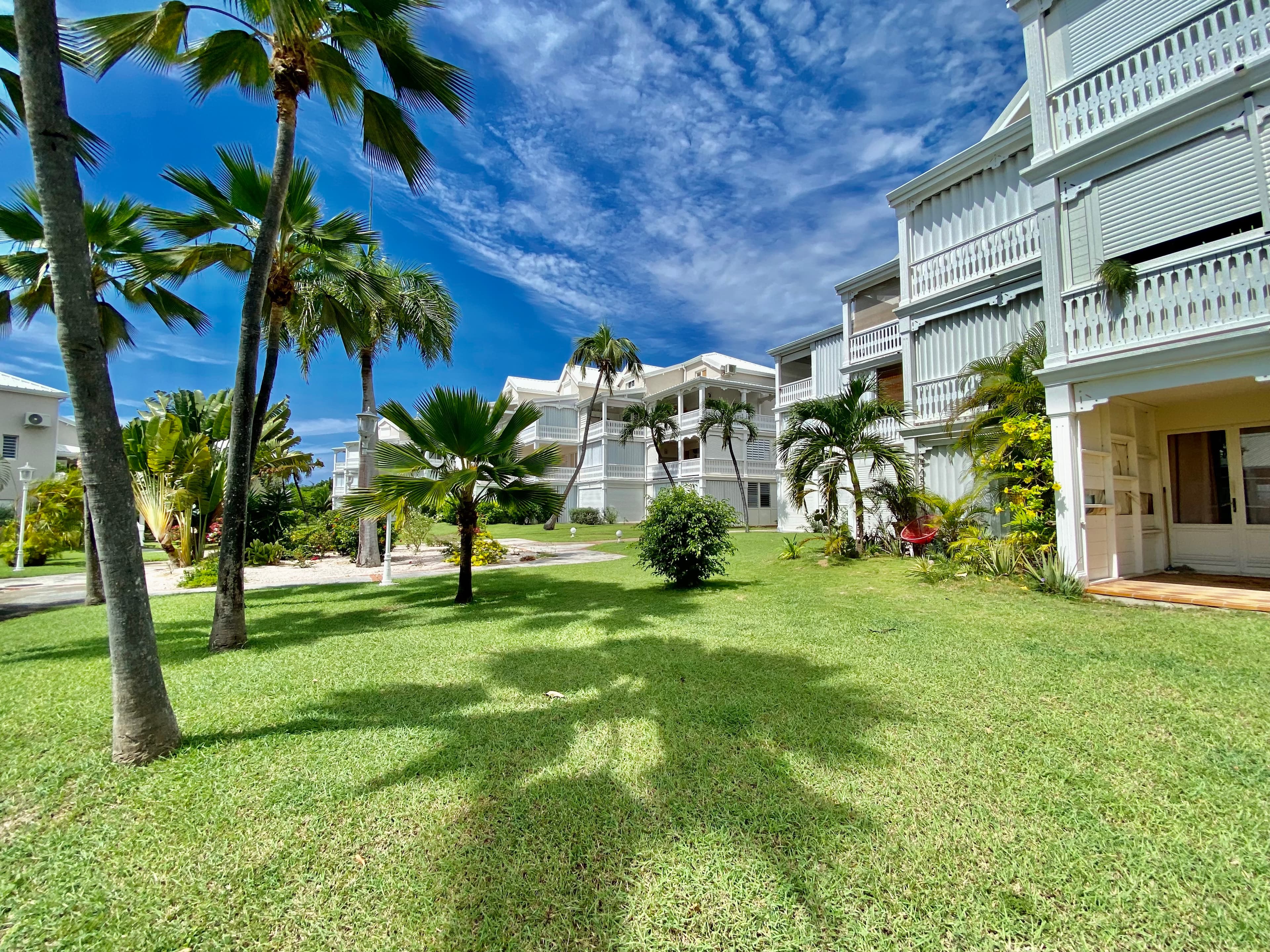 Jardin paysager- Duplex LA JUNGLE BLEUE -Résidence Anse Margot - île de SAINT MARTIN - Antilles Fr