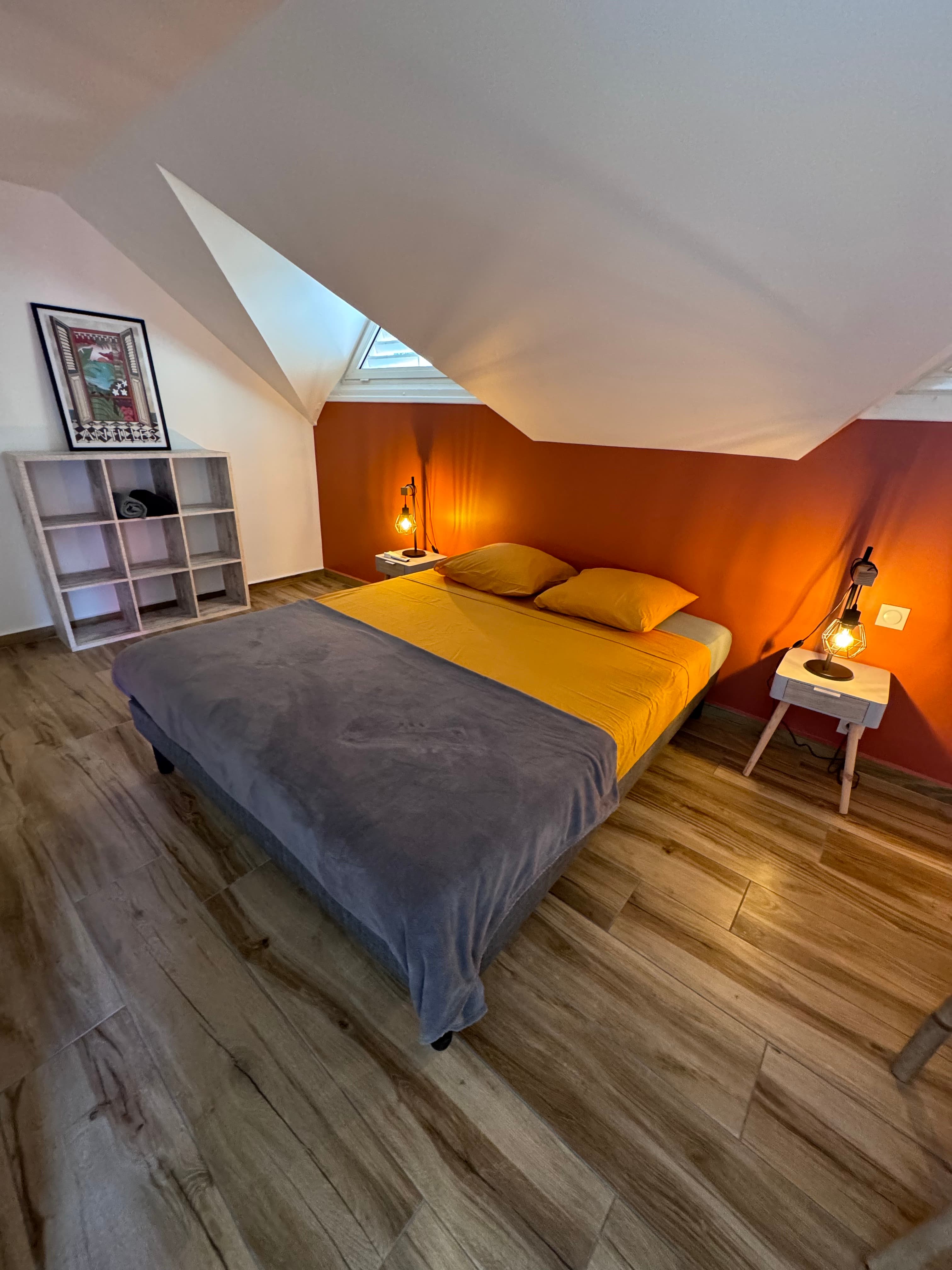 Chambre parentale lit queen size - TI KAZ COCO PLANTEUW - Pierre & Vacances Sainte Anne Guadeloupe -