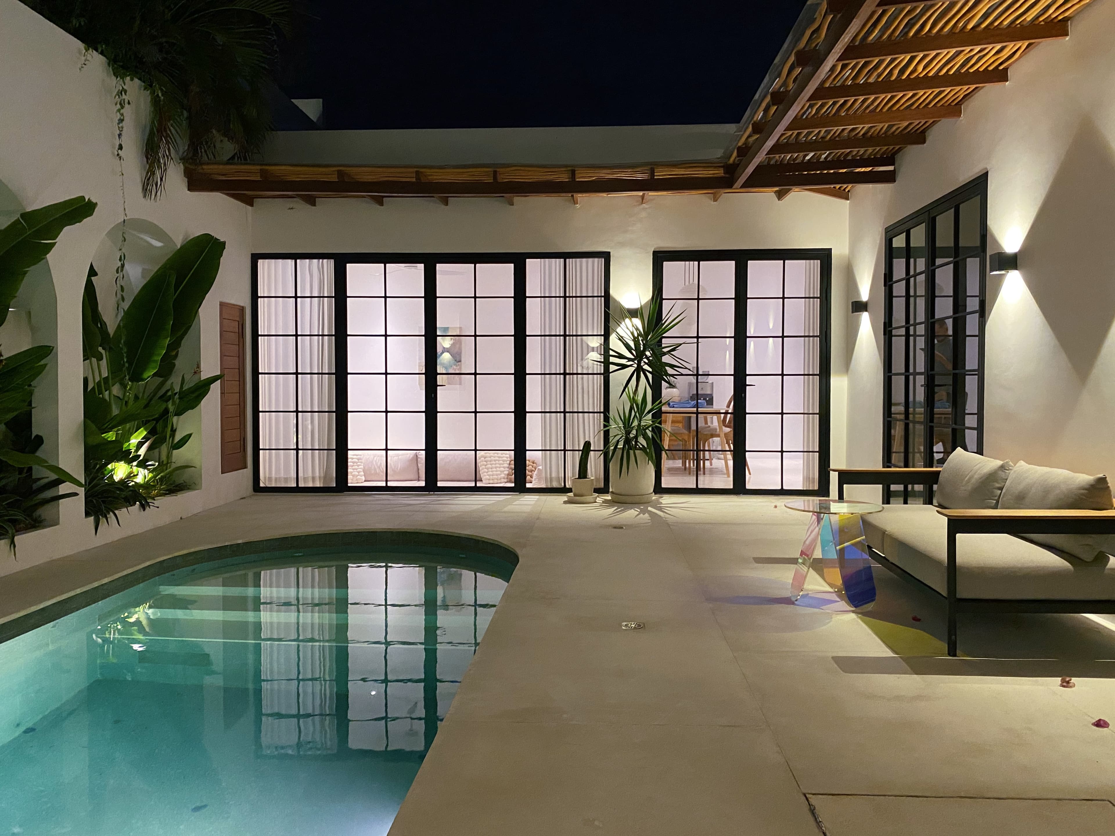 Piscine by night - Villa White EDEN Canggu BALI