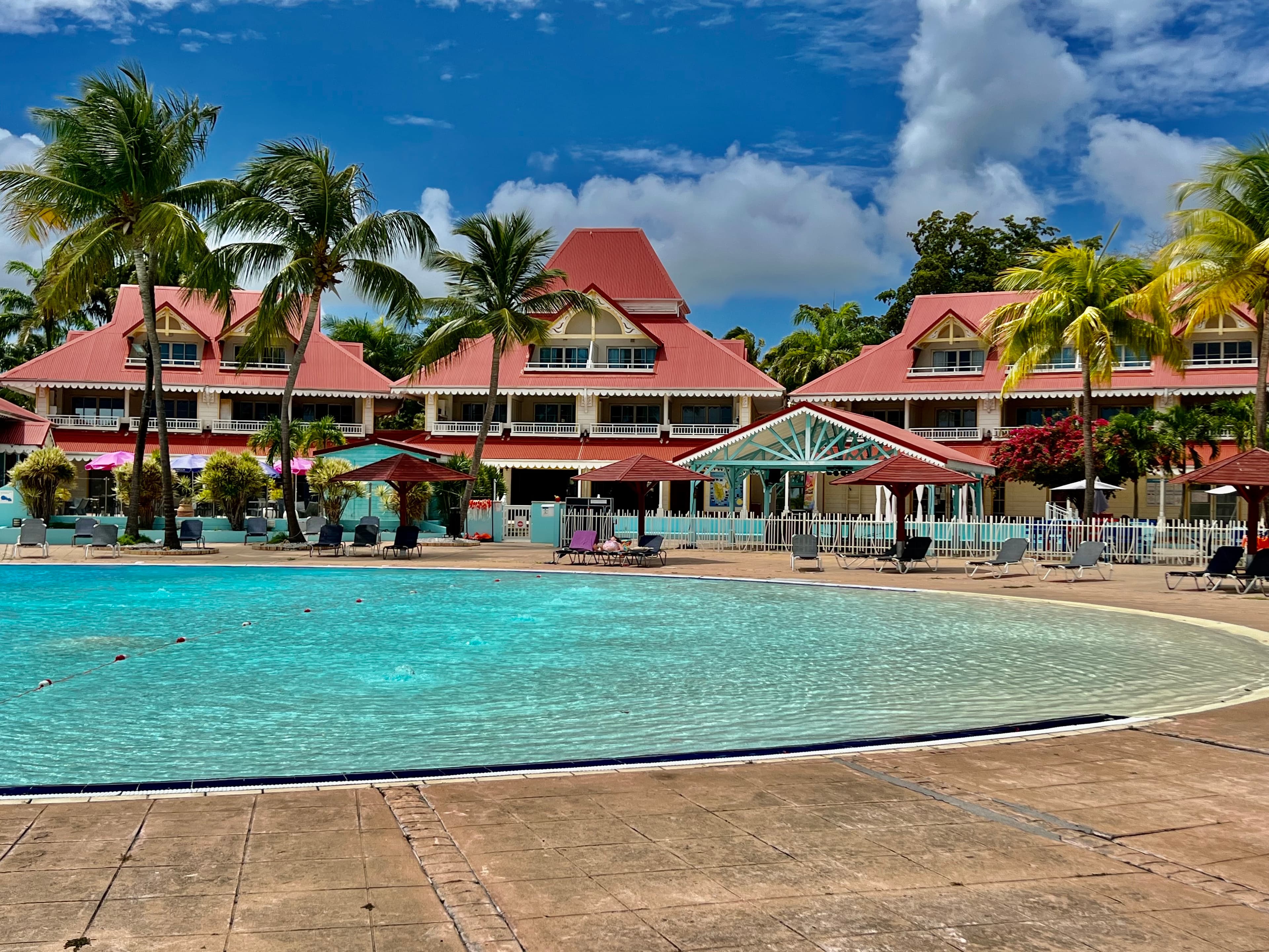 Accueil & Piscine principale - Ti Kaz Coco Douceuw - Pierre et Vacances - Sainte Anne - GUADELOUPE