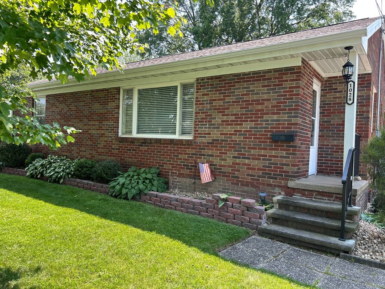 Charming House, just a short walk to downtown