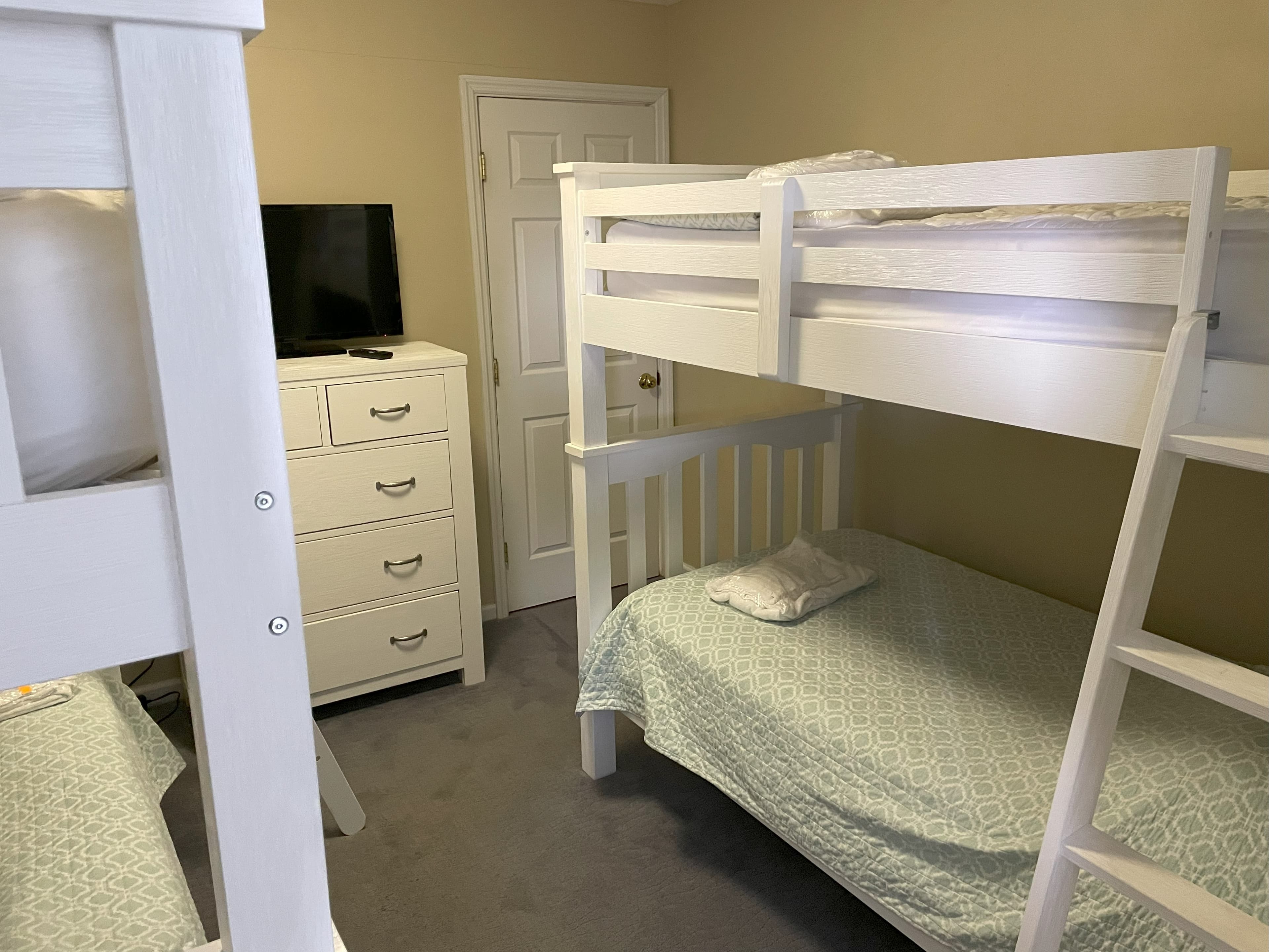 Bedroom 8b