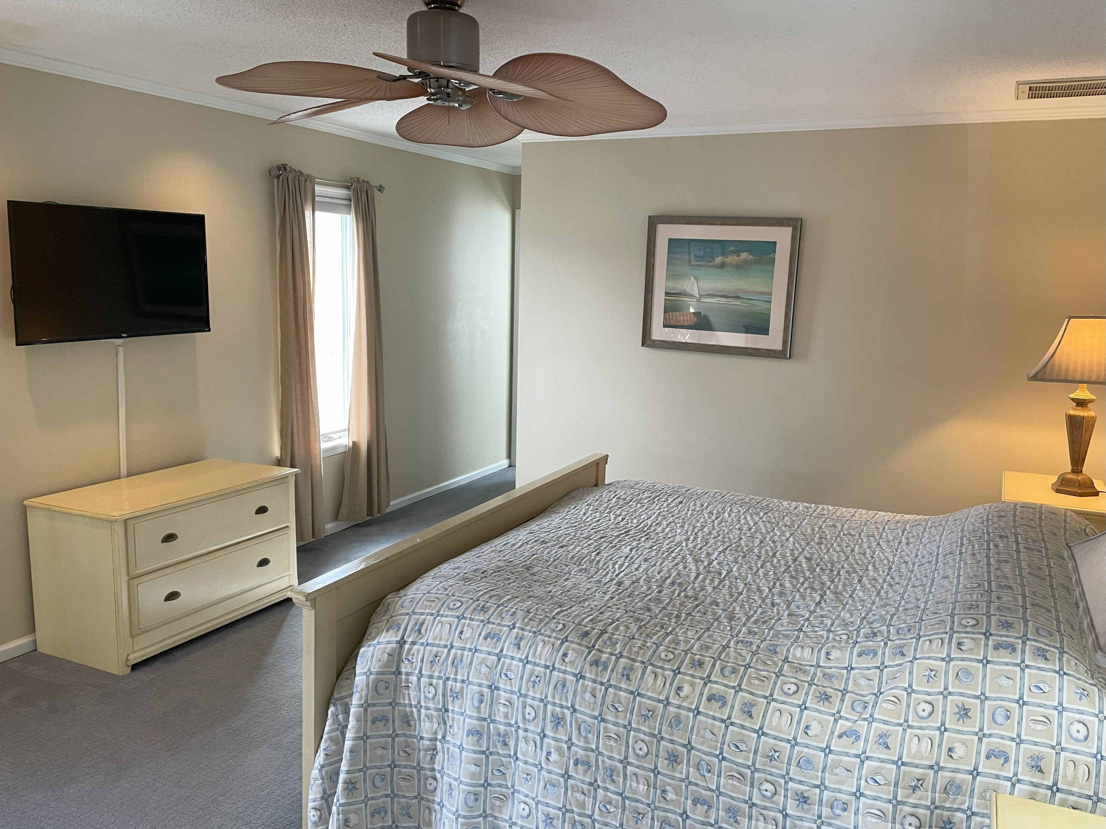 Bedroom 1b