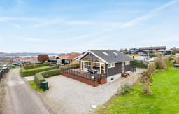 "Bundi" - 25m from the sea