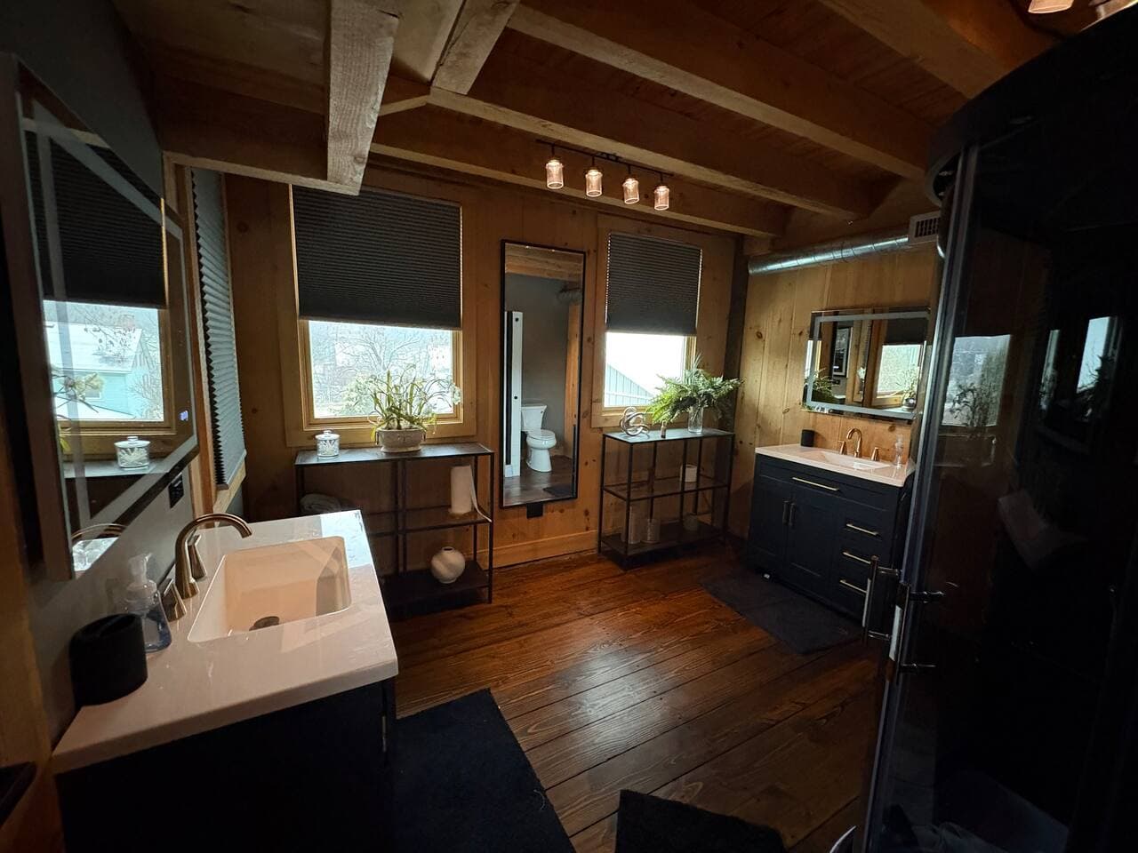 2 sinks and a stream shower for you to enjoy this modern bathroom!