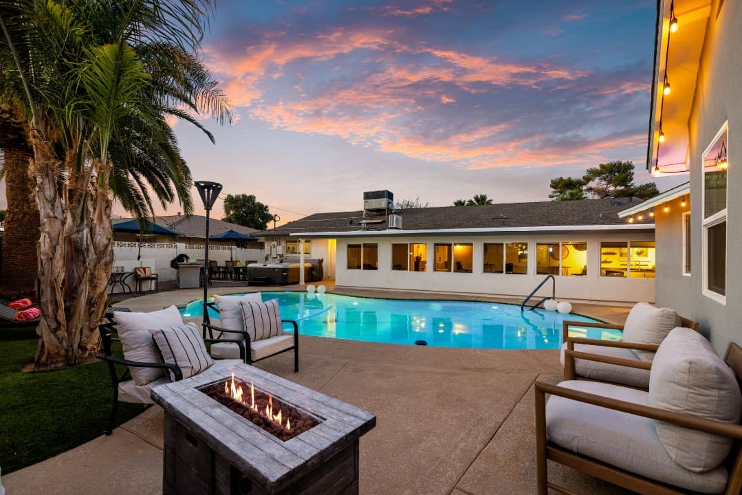 Cactus Oasis 4-BR House|Game Rms•Heated Spa & Pool