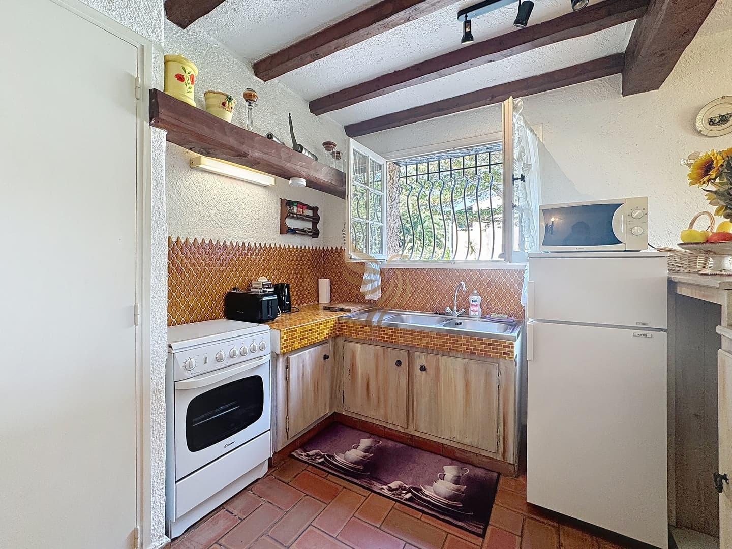 Gallery Image 6