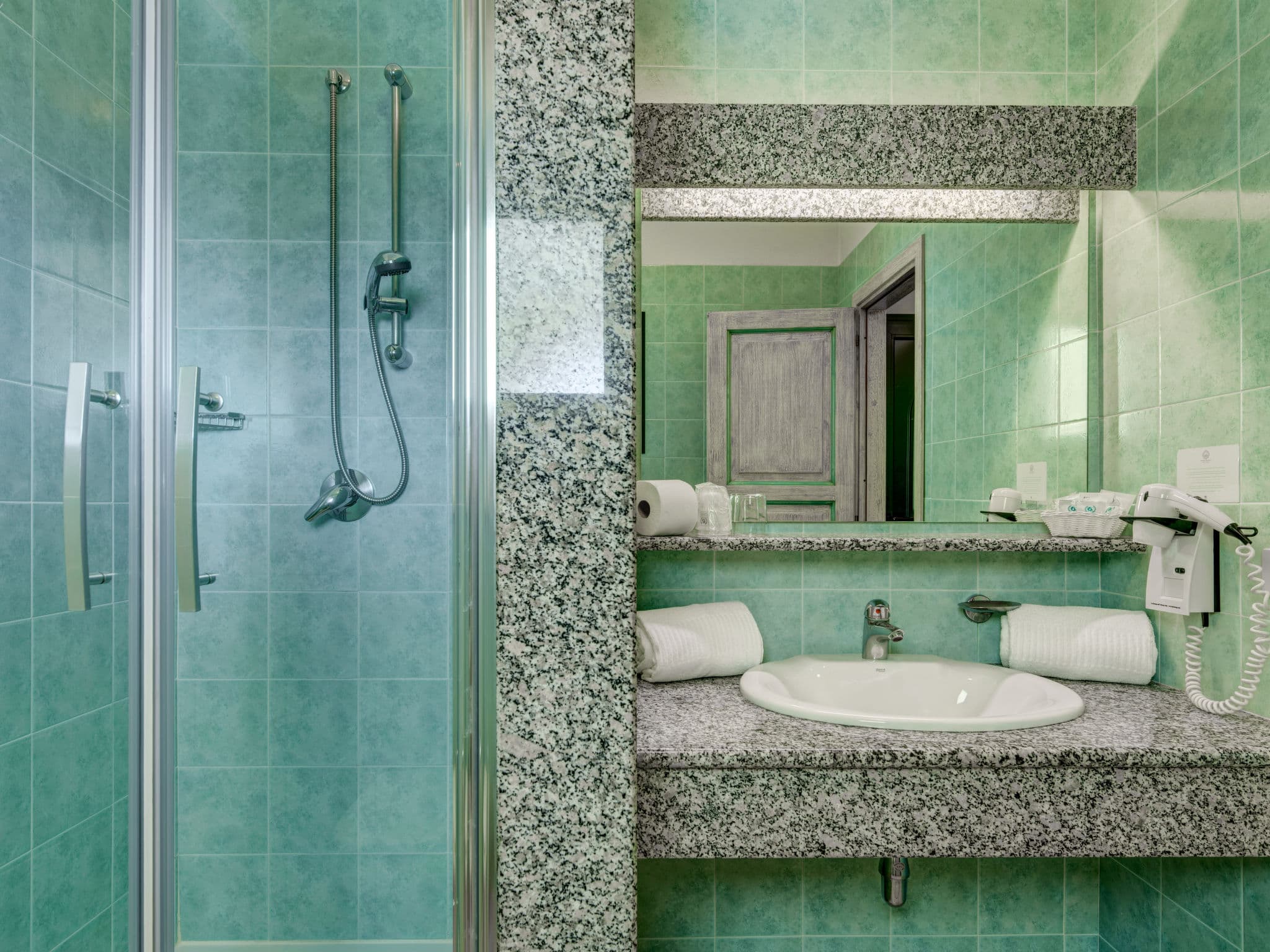 Bathroom / Wellness