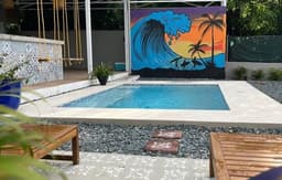 Oasis Wave! 15 Guest Unique Beach Getaway