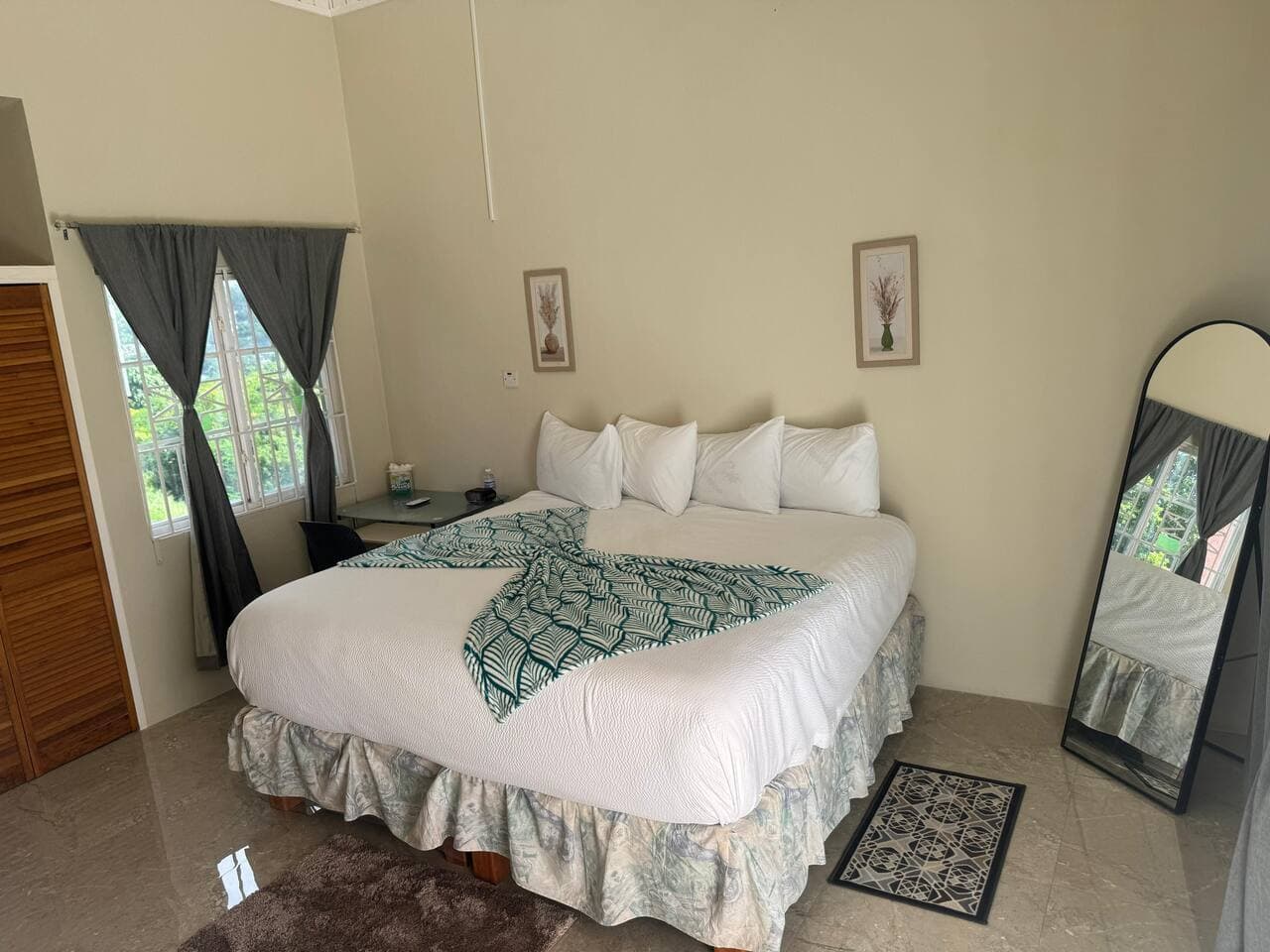 Gallery Image 43