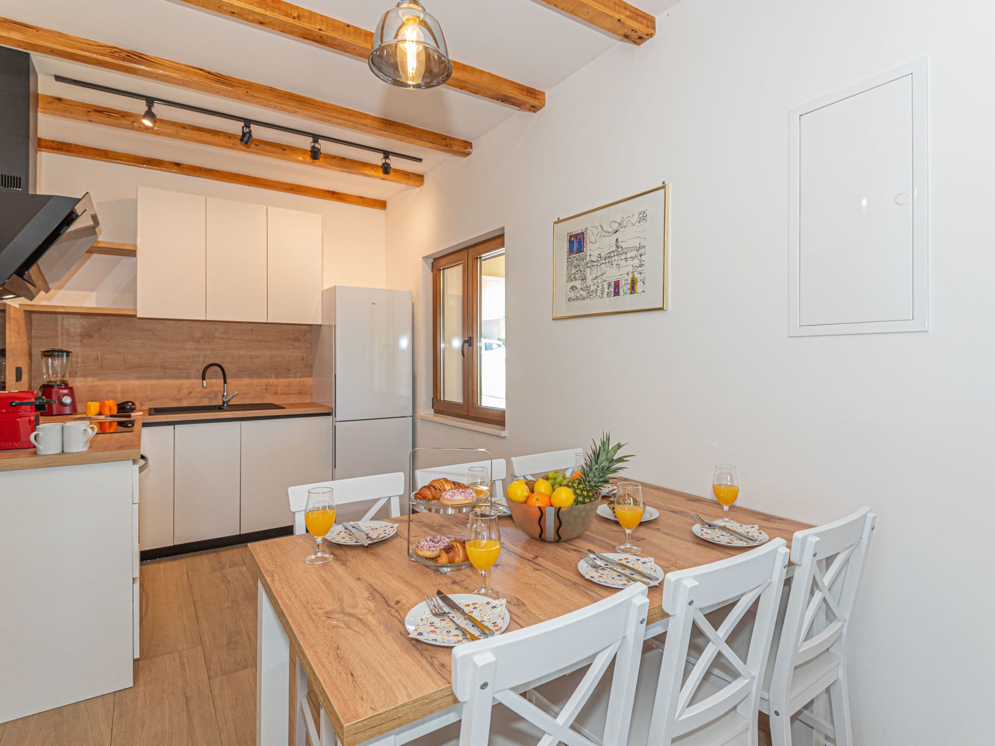 Kitchen / Dining Room