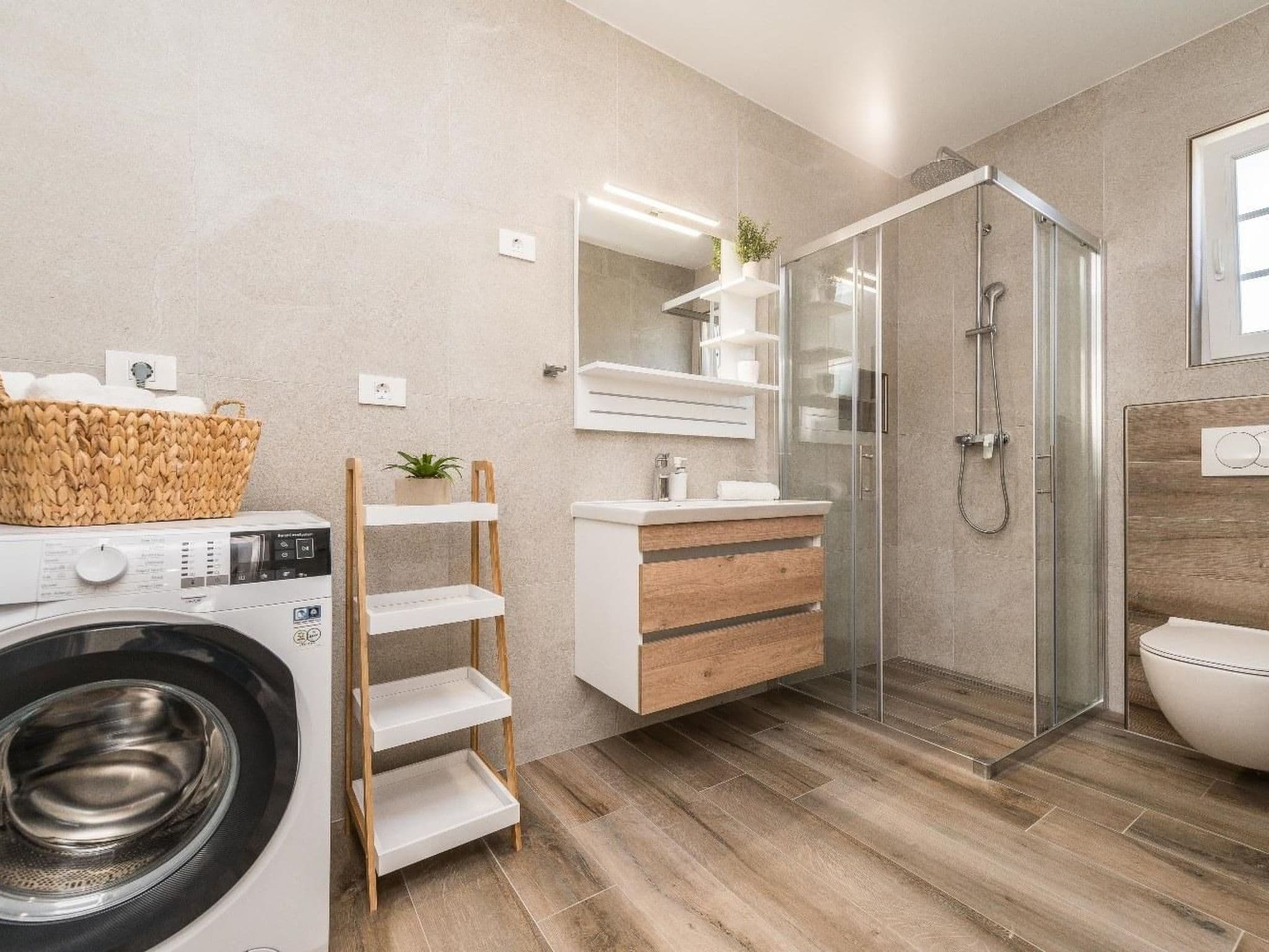 Bathroom / Wellness