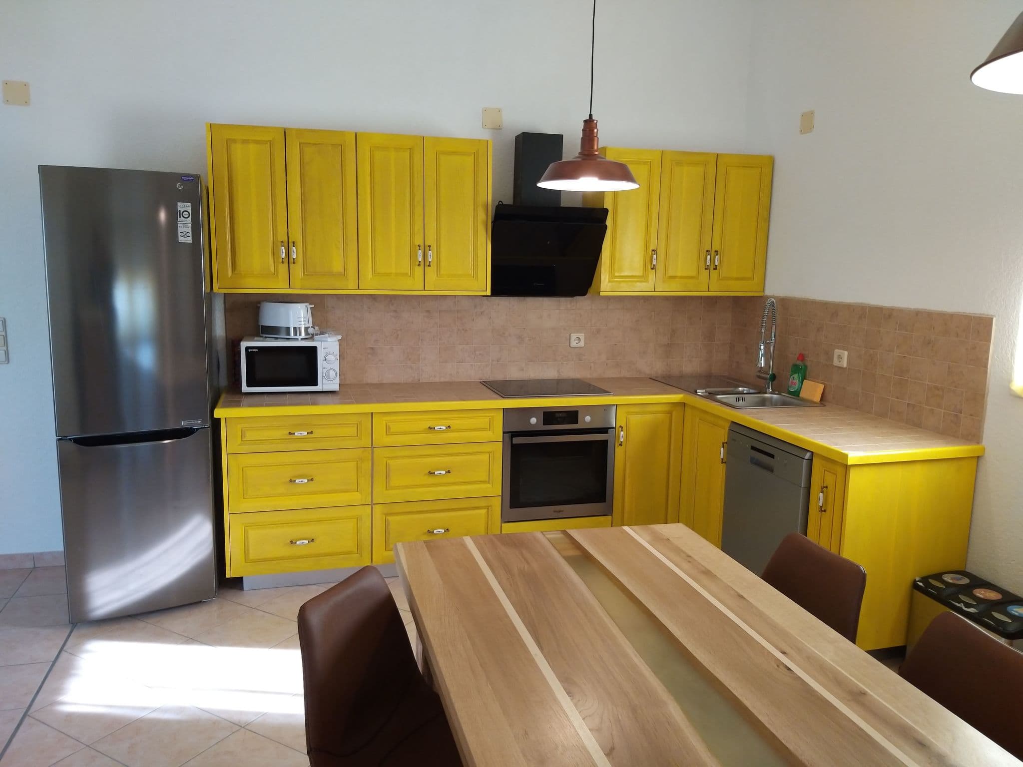 Kitchen / Dining Room