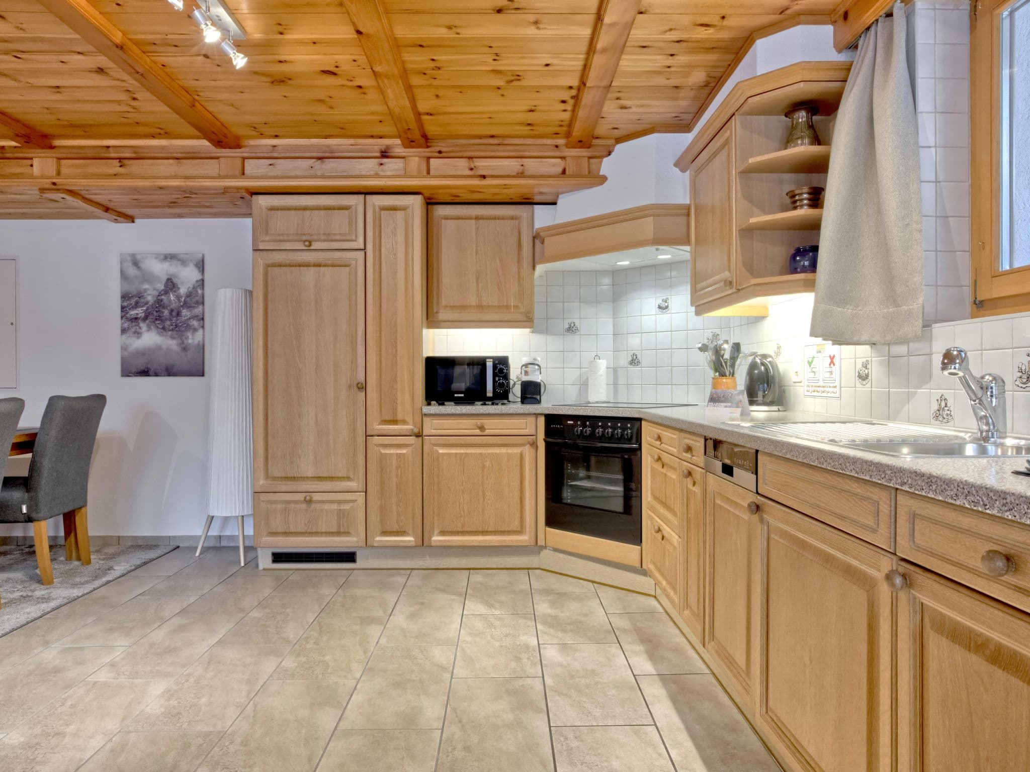 Kitchen / Dining Room
