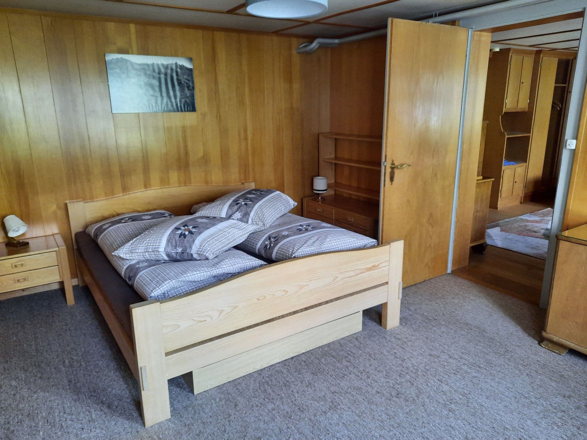 Gallery Image 13