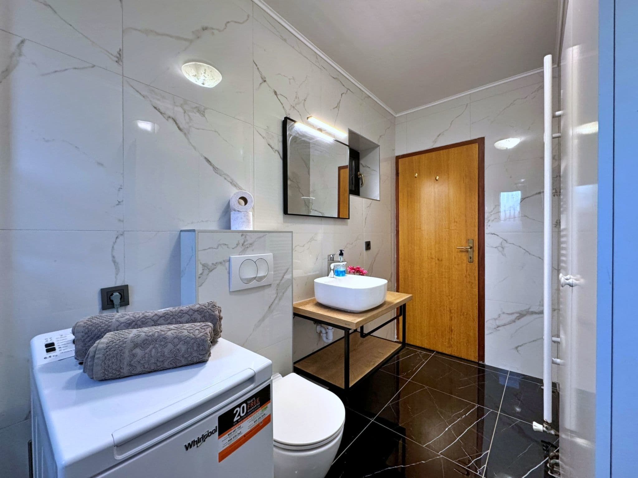 Bathroom / Wellness