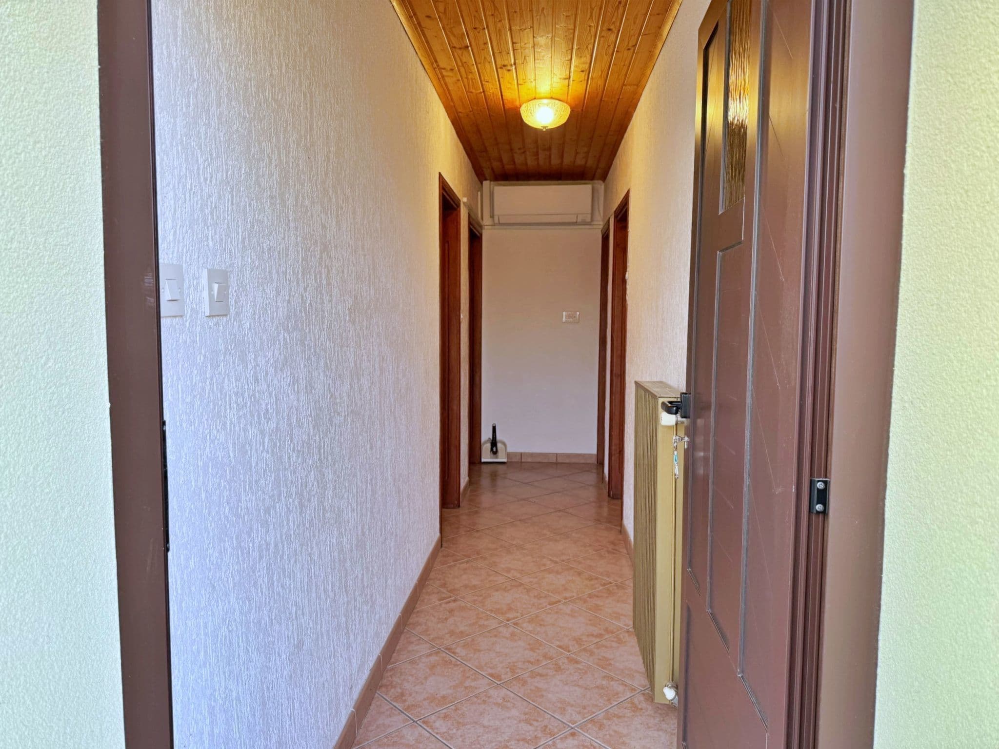 Gallery Image 19