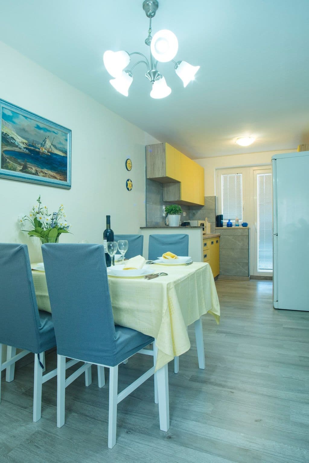Kitchen / Dining Room
