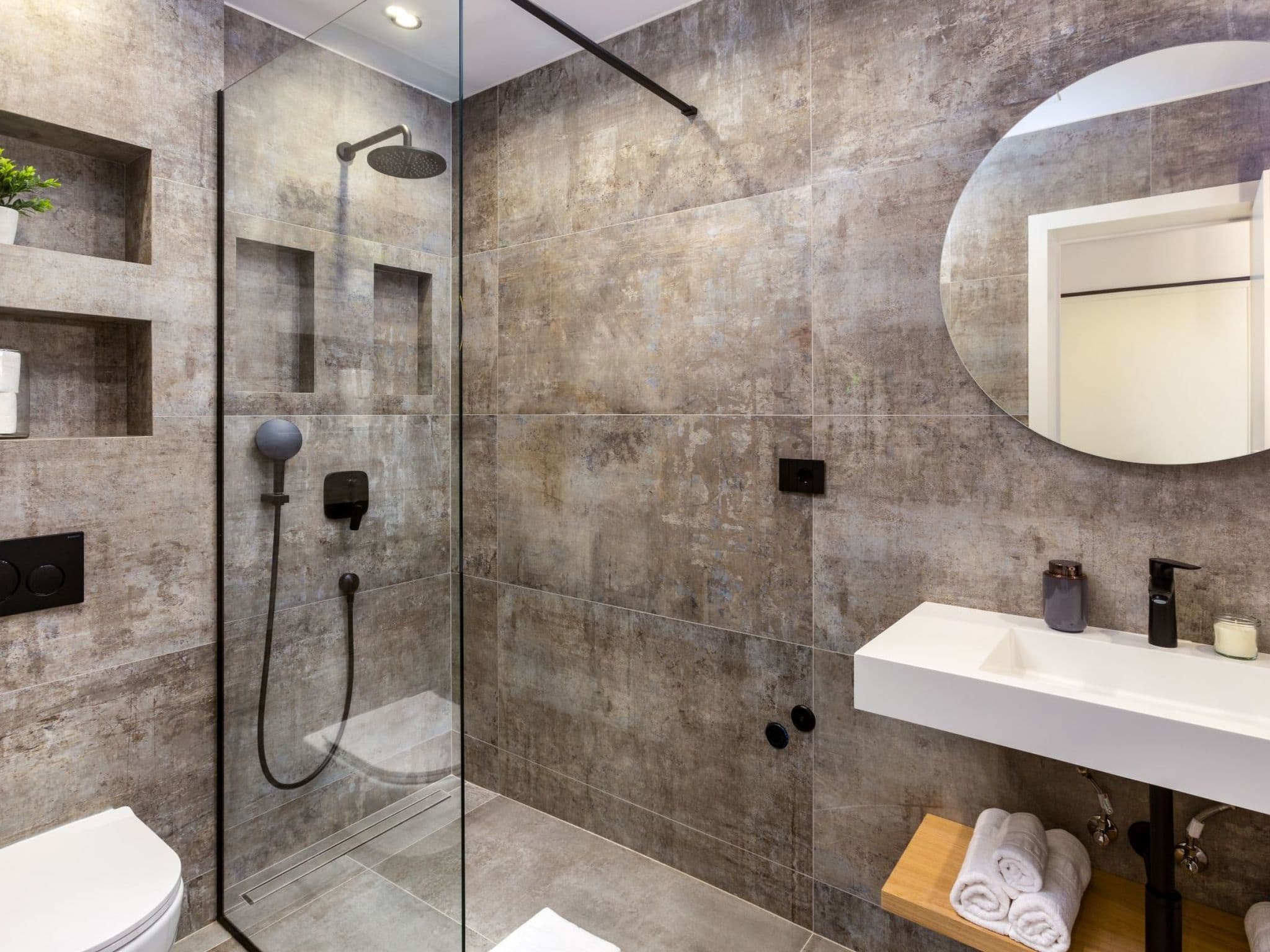 Gallery Image 8