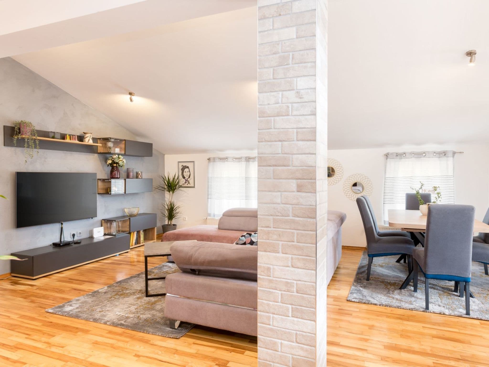 Gallery Image 9