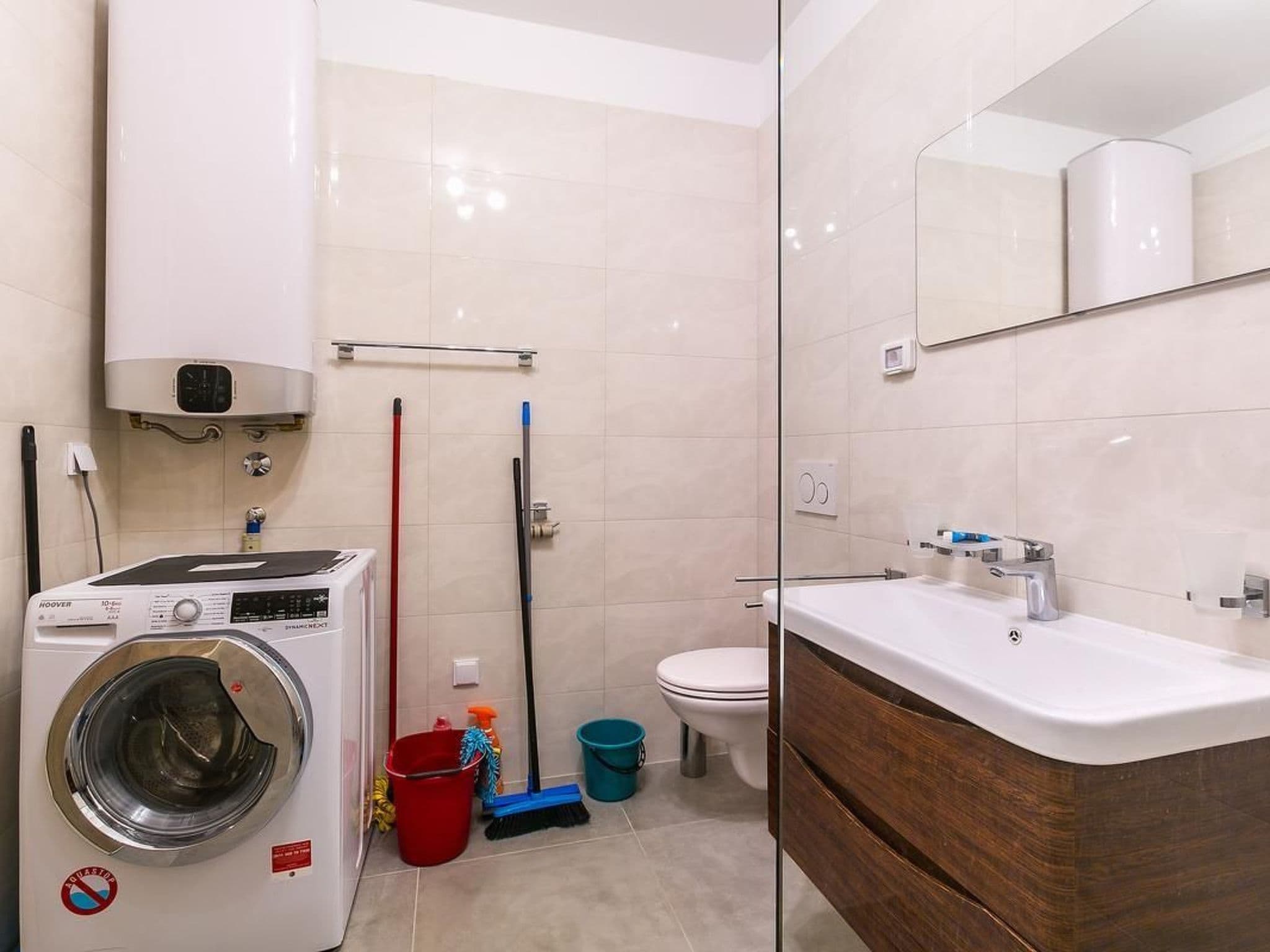 Bathroom / Wellness